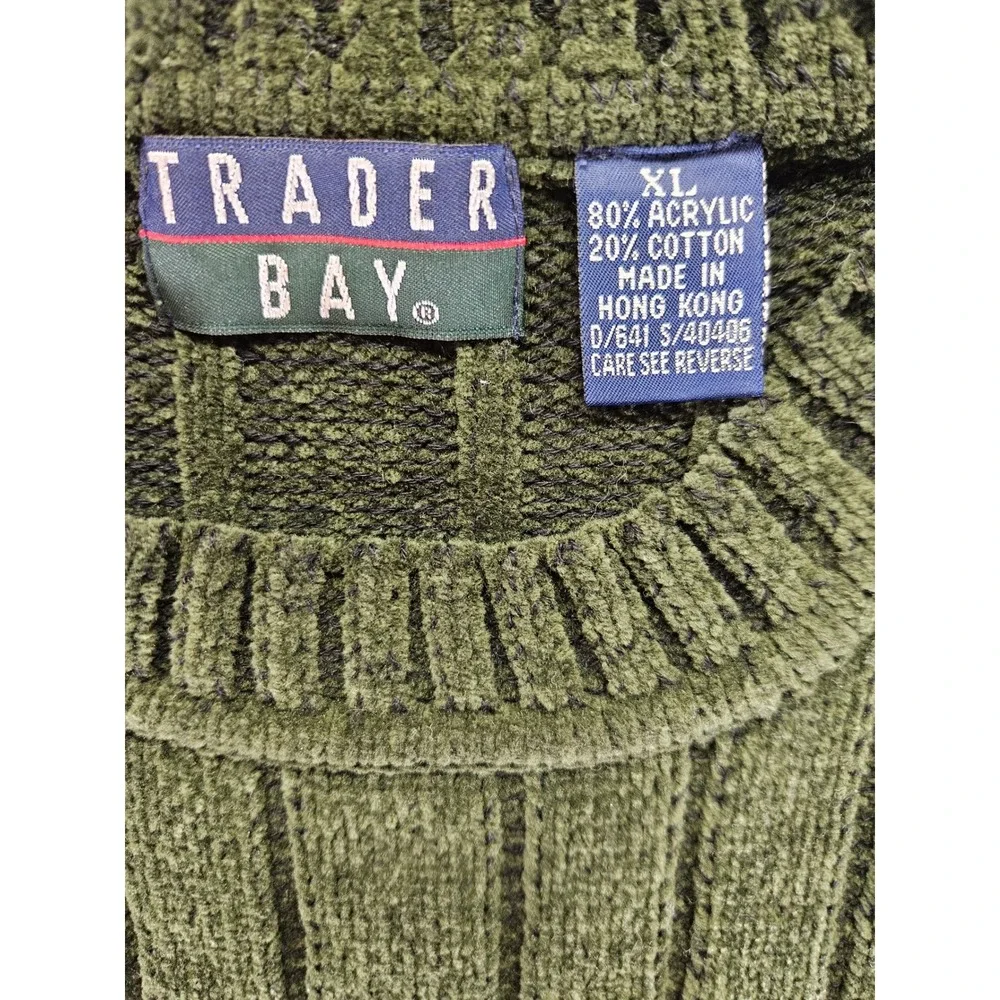 Trader Bay Mens XL Green Chenille Ribbed Crew Neck Sweater (sku 145)